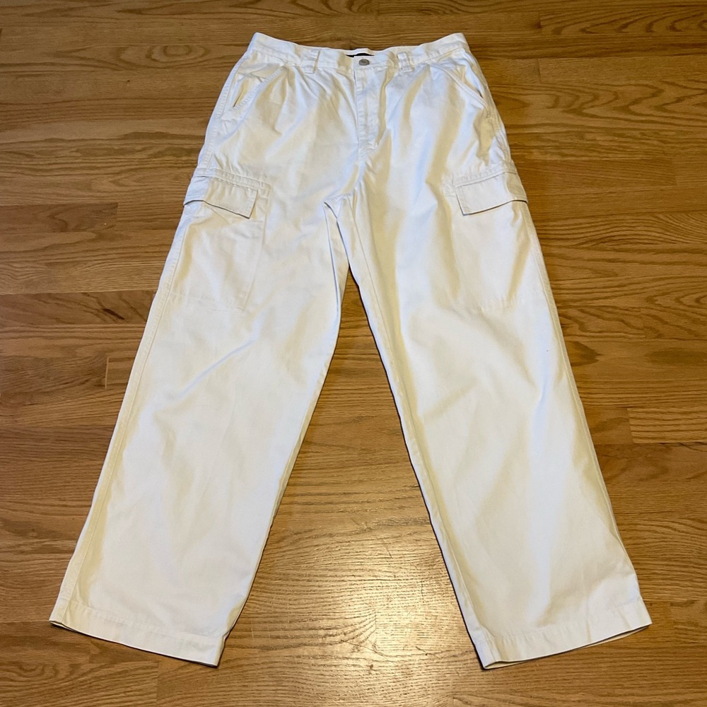 Express White Cargo Pants with Relaxed Fit. Velcro Pocket Closure. Lightweight